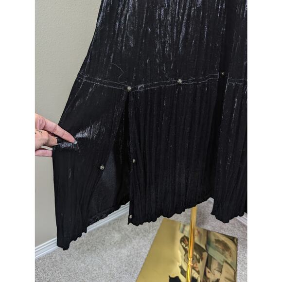 Whimsygoth Velvet Studded Maxi Skirt - Picture 4 of 9